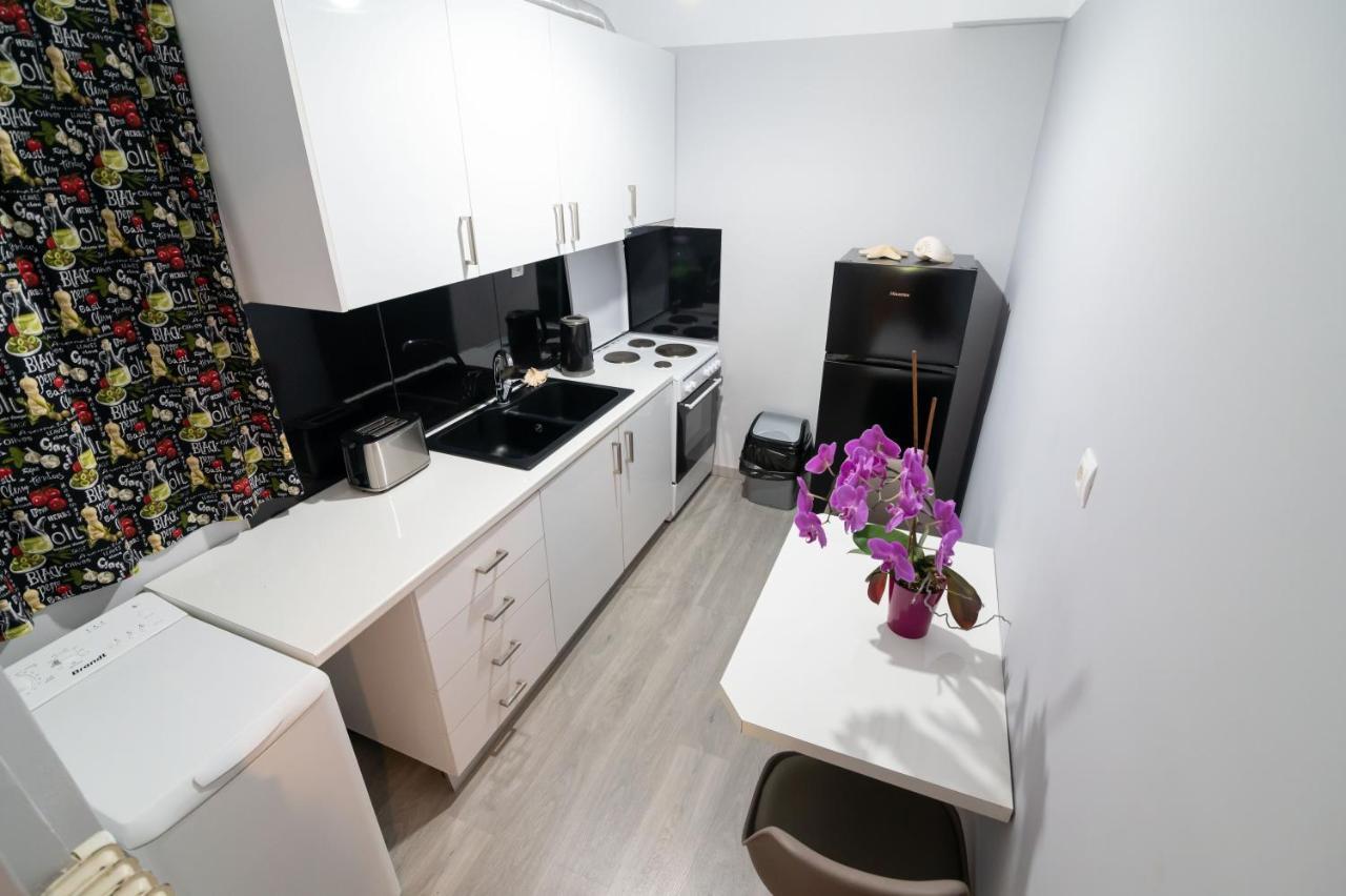 Lux Apartment Preveza Esterno foto
